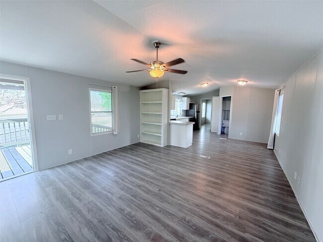 Building Photo - 12738 Pecan Tree Ct