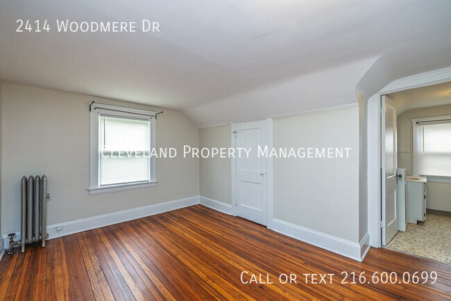 Building Photo - 2414 Woodmere Dr