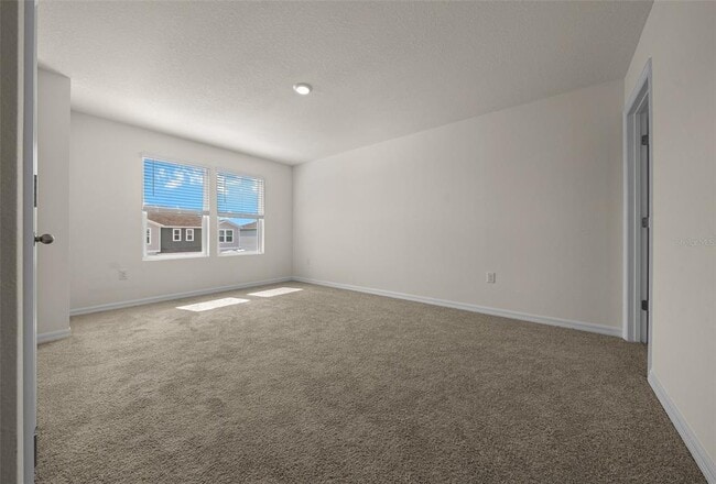Building Photo - 6580 SW 81st Loop
