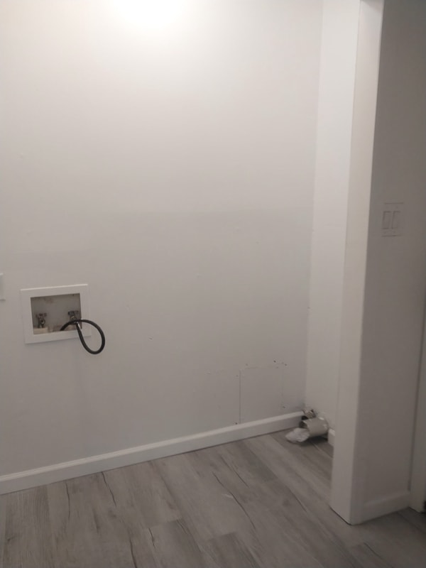 Building Photo - 4033 Porter Ave