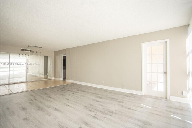 Building Photo - 601 Three Islands Boulevard