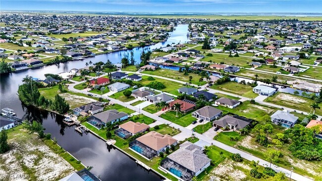 Building Photo - 2314 NW 33rd Pl