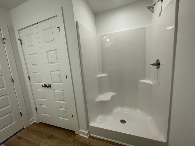Building Photo - For Lease - Brand New 3 BR|3 BA Townhome