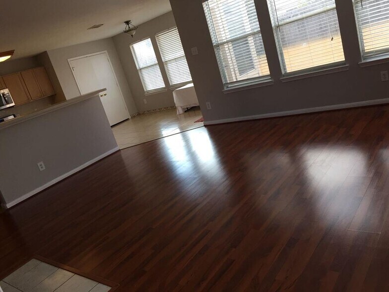 Building Photo - 16306 Soaring Eagle Dr