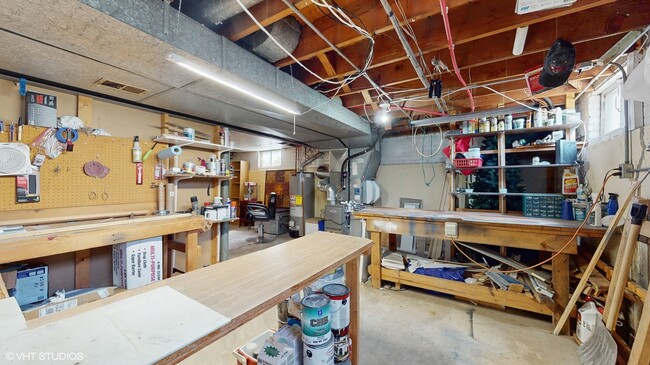 Building Photo - 406 N Pine St