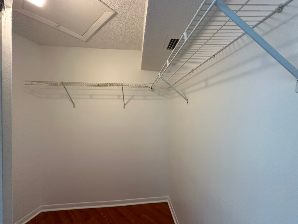 Building Photo - 2605 SE 19th Ct