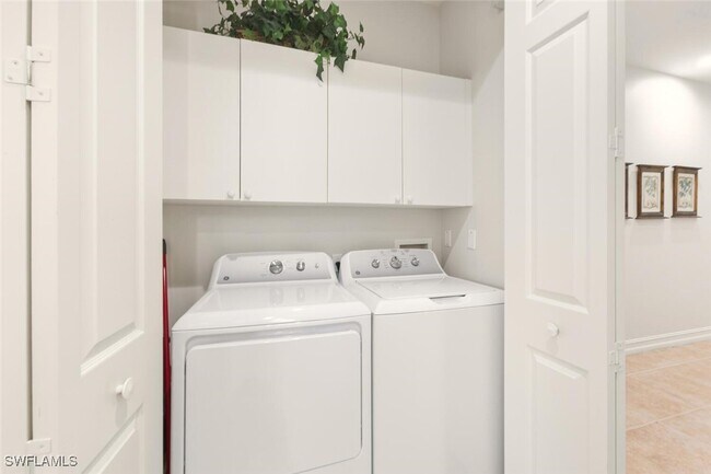 Building Photo - 2654 Bolero Dr