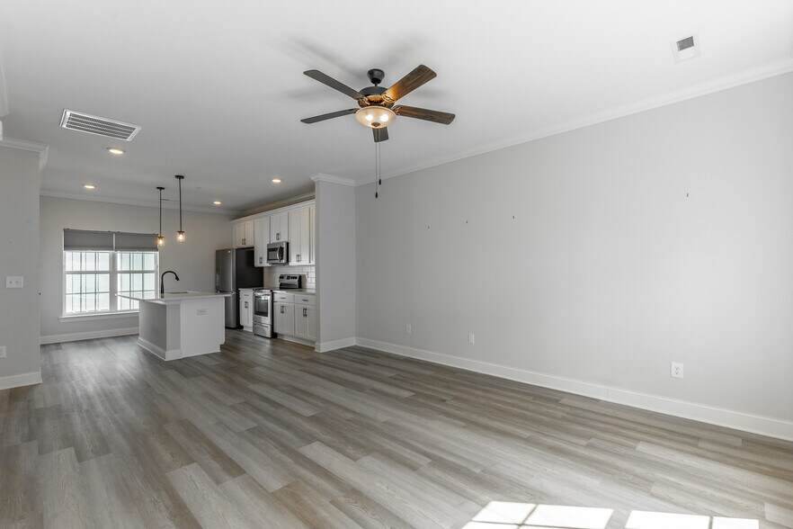 Building Photo - 1480 Chatt City Way