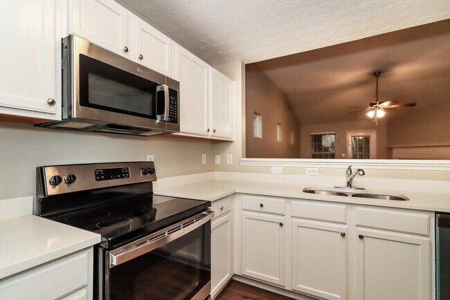 Building Photo - 187 Topaz Dr