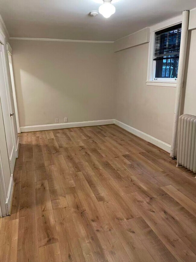 Building Photo - Nice studio near Space Needle in downtown Seattle for rent!