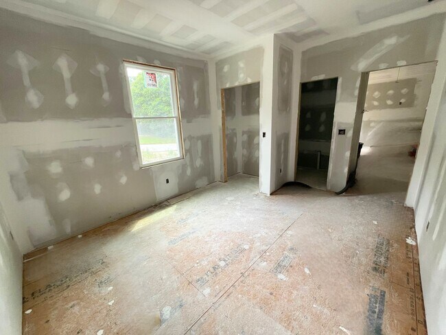 Building Photo - NEW CONSTRUCTION PRE-LEASING FOR AUGUST 2025!