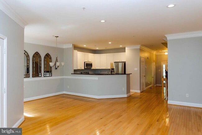 Building Photo - 6029 Blue Point Ct