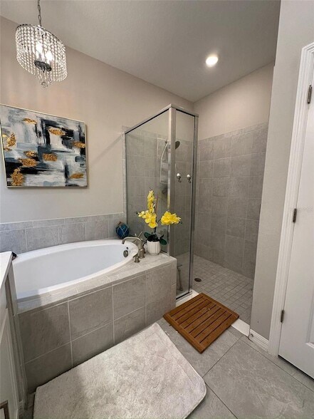 Building Photo - 33805 Astoria Cir