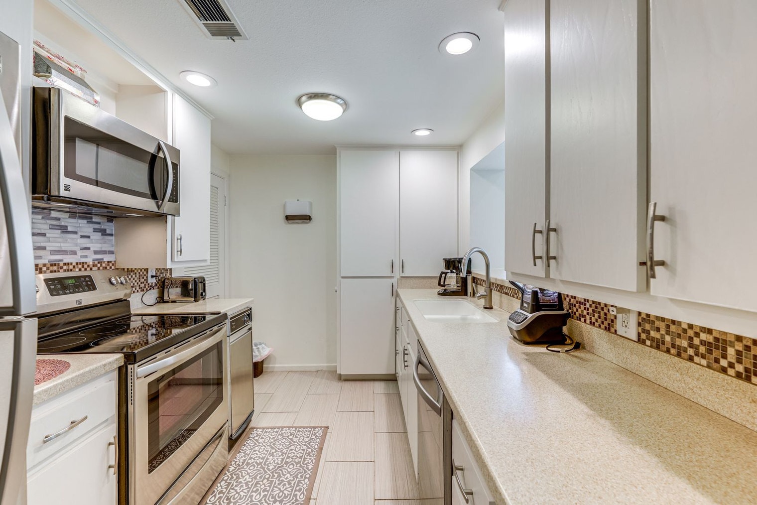 Building Photo - 1735 Spyglass Dr