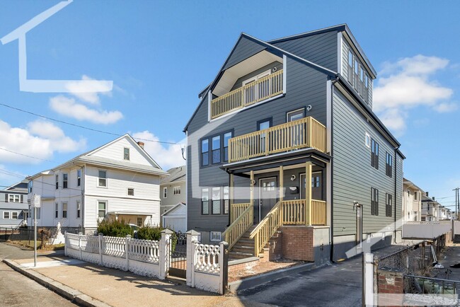 Building Photo - 43 Wright Ave