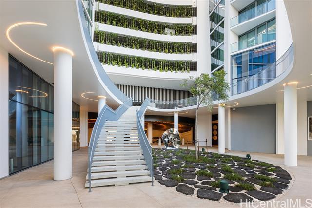 Building Photo - 1000 Auahi St