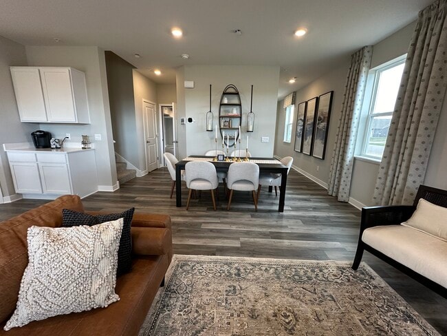 Building Photo - 17082 Dysart Pl