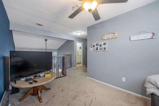 Building Photo - 103 Jean Lafitte Cove
