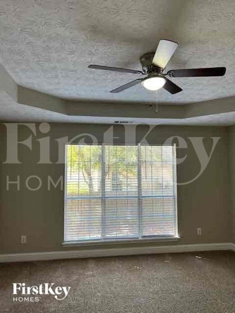 Building Photo - 506 Oxford Ridge