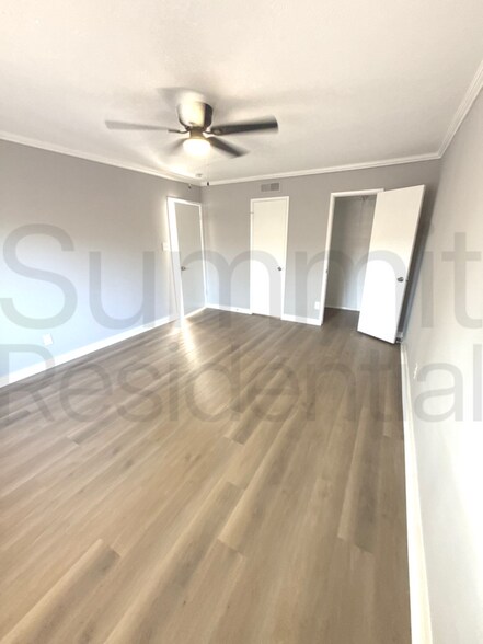 Building Photo - 6078 Dooley Dr