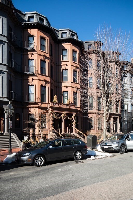 Building Photo - 15 Marlborough St