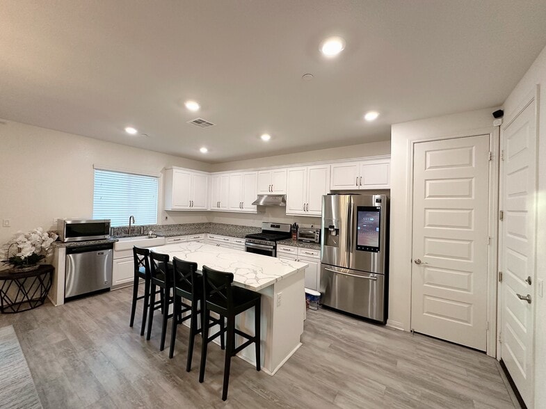Building Photo - 4798 S Scott Way