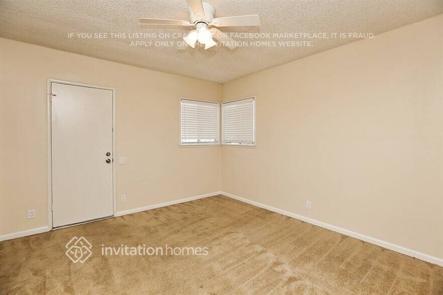 Building Photo - 4703 W 169th St