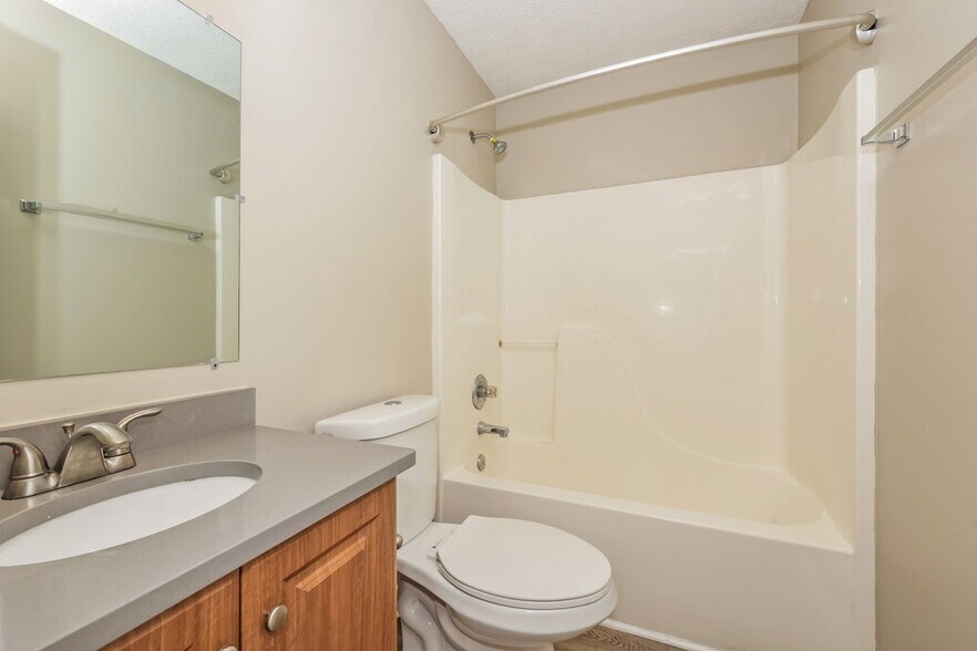 Building Photo - 2655 Tanima Ct