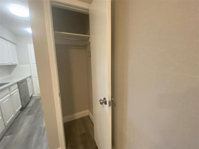 Building Photo - 1310 Harwell Dr