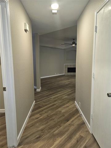 Building Photo - 2405 Tisbury Way