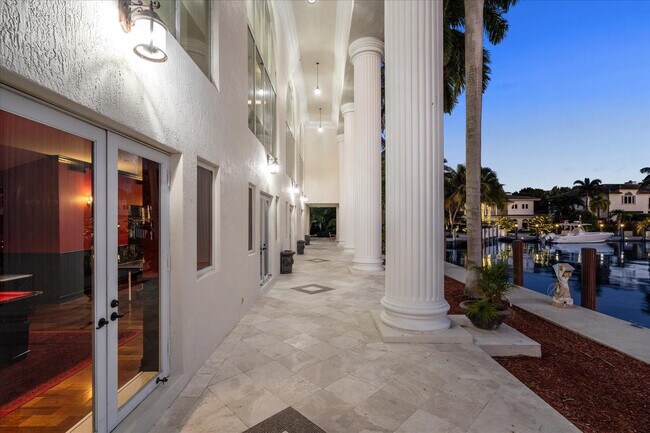 Building Photo - 414 Riviera Isle Dr