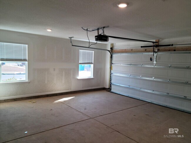 Building Photo - 10703 Northern Dancer Ct