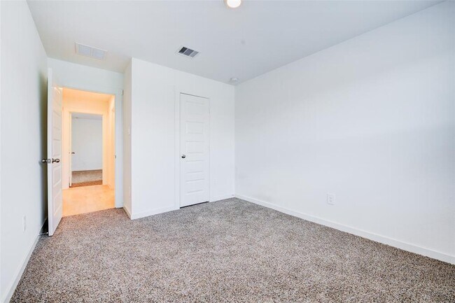 Building Photo - 2920 Willow Gulch Wy