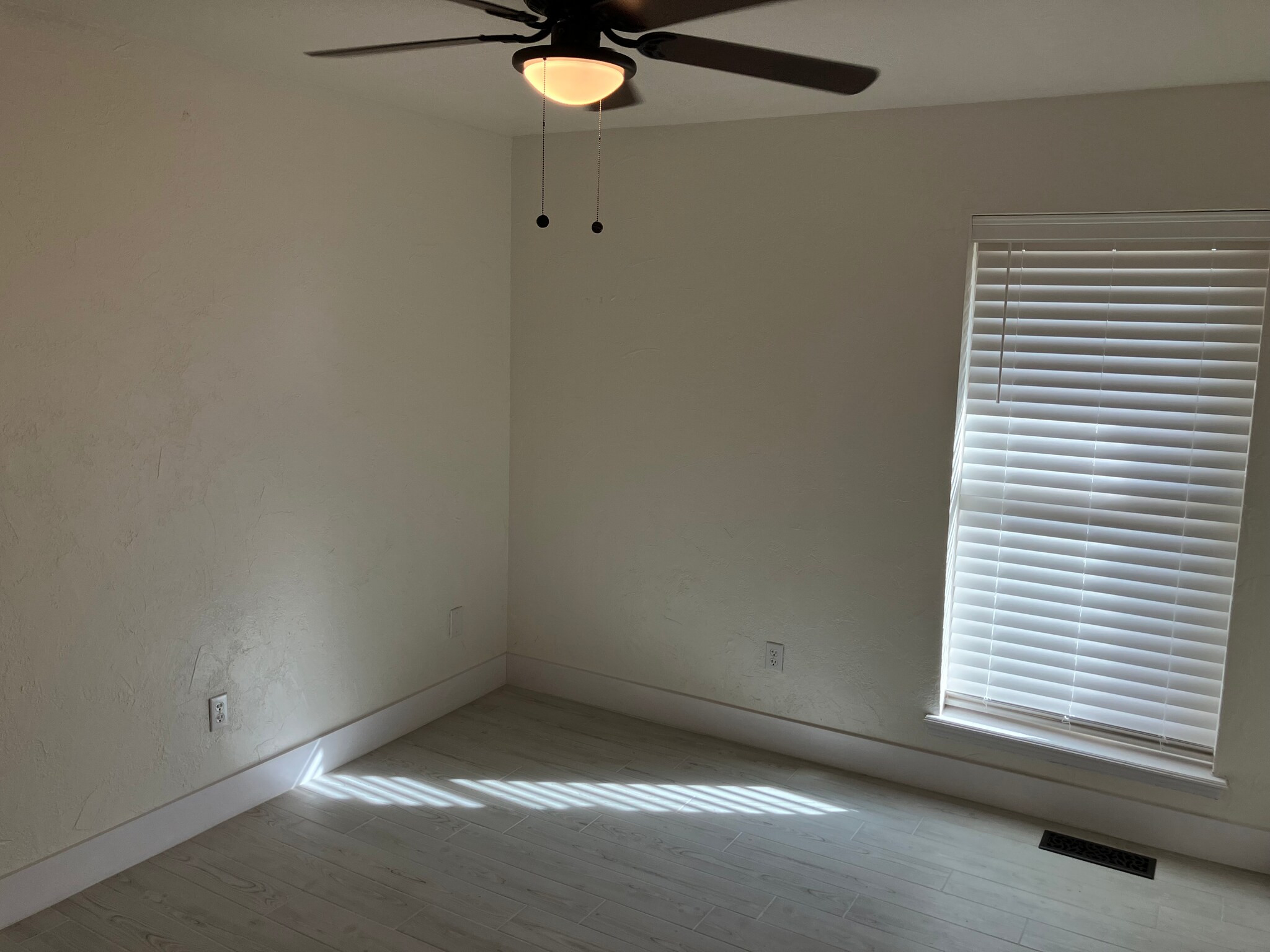 3rd Bedroom - 3221 Cove Hollow Ct