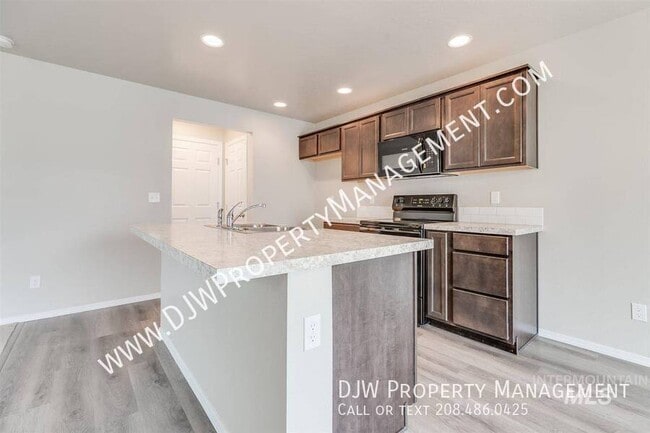 Building Photo - 13564 Palm Beach Dr