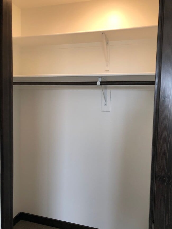 Building Photo - 3 Bedroom 2 1/2 Bathroom Townhouse- NEWLY BUILT-