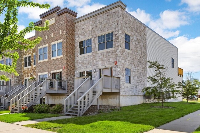 Primary Photo - Spacious Townhome with Heated Garage Just ...