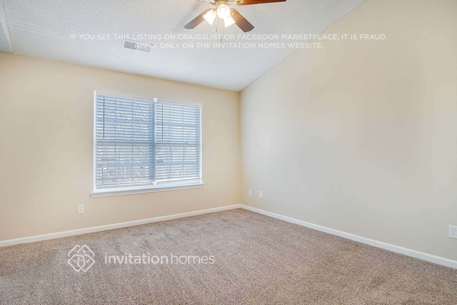 Building Photo - 263 Coral Cir