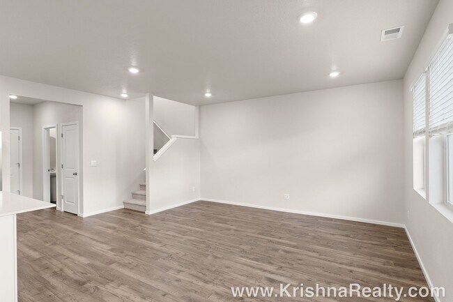 Building Photo - Beautiful 4 BD* 2.5 BA* **NEW** CONSTRUCTION* 2026 Built* Single Family Home Located In East Park...