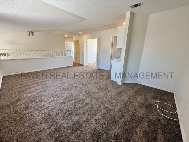 Building Photo - Two Story Orangecrest Home