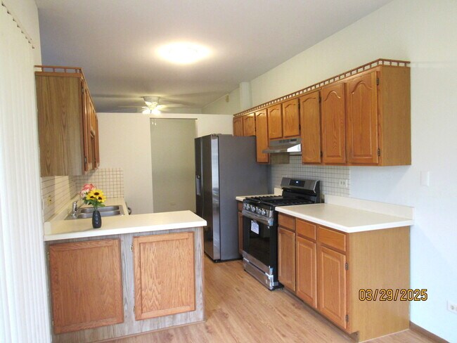 Building Photo - 1735 Chesapeake Ln