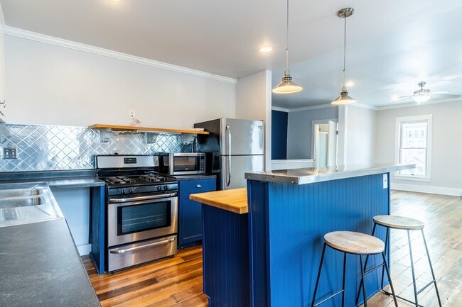 Building Photo - 1020 W Wayne St