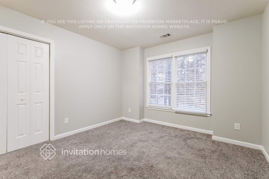 Building Photo - 1201 Regiment Ct NW