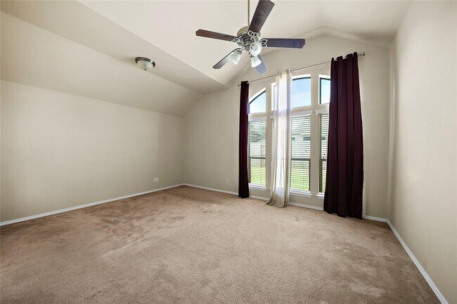 Building Photo - 2801 Enchanted Lake Dr