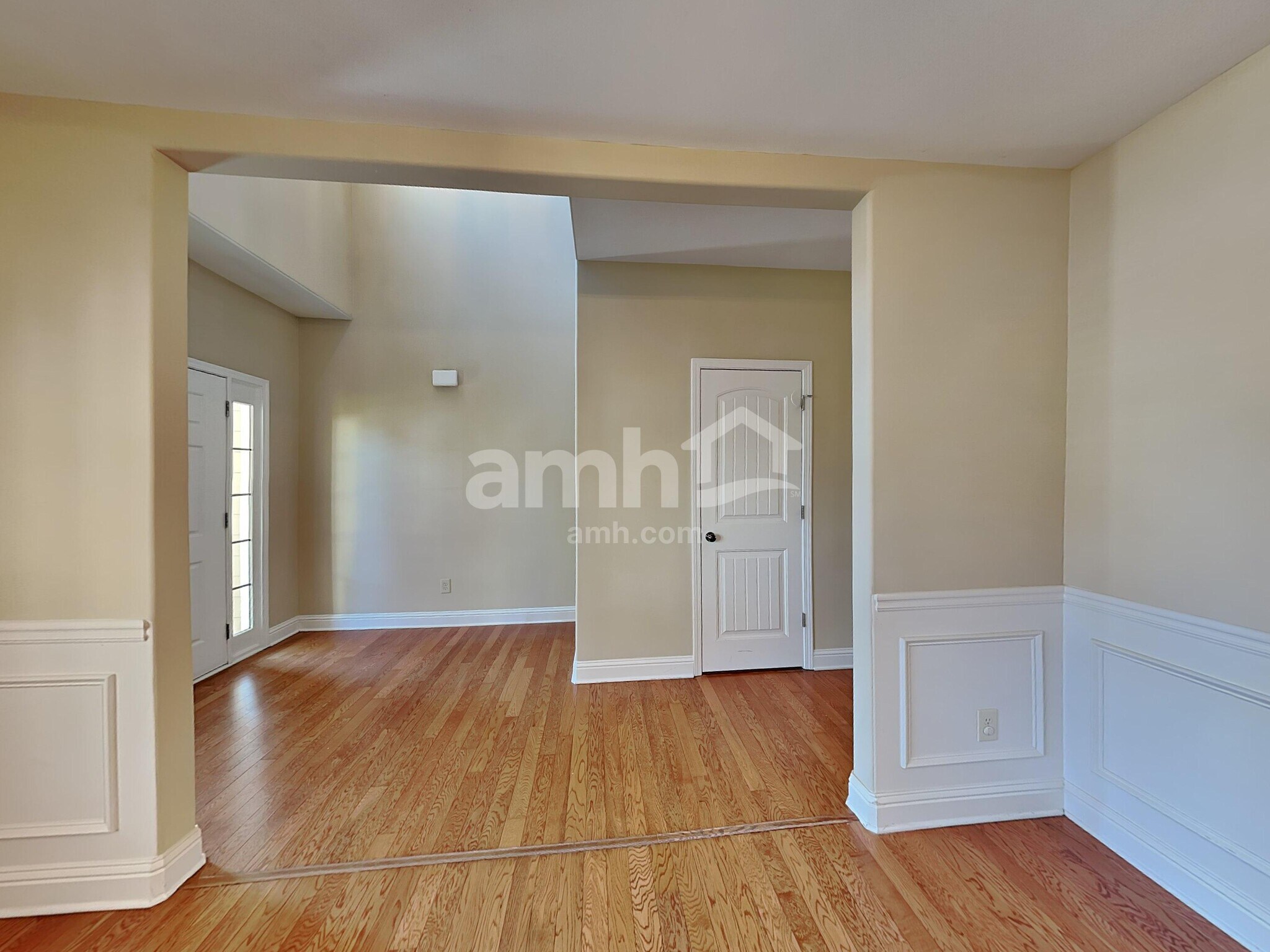 Building Photo - 1152 Thomas Daniel Way