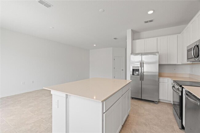 Building Photo - 2716 Pierr St