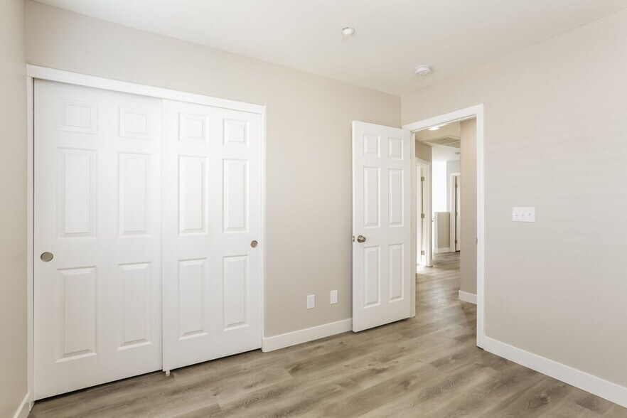 Building Photo - 6644 Weeping Pine St