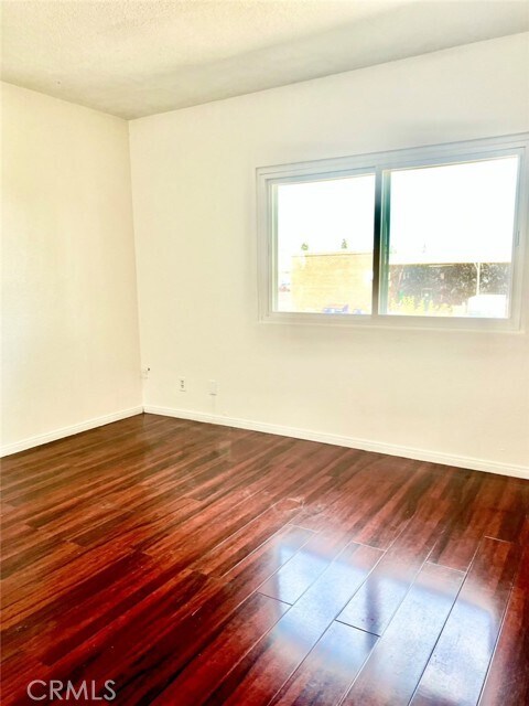 Building Photo - 126 N Lassen Pl