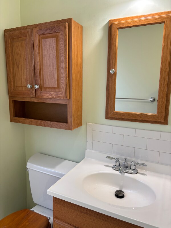 Building Photo - 1563 Cove Rd