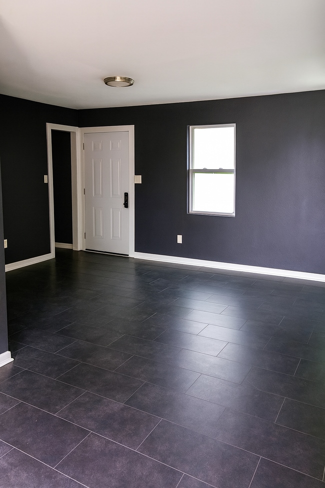 Building Photo - 5366 Clinchport Cir